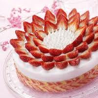 cake,strawberry cake,cake ulang tahun